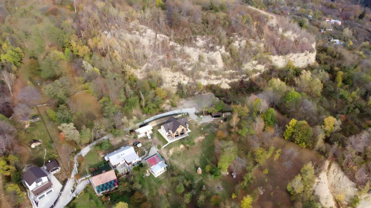 Pensiunea Piri Land Comarnic Exterior foto